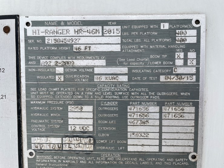 #236-•-2015-international-bucket-truck-(has-wi-title)(mosinee,-wi)-image-35