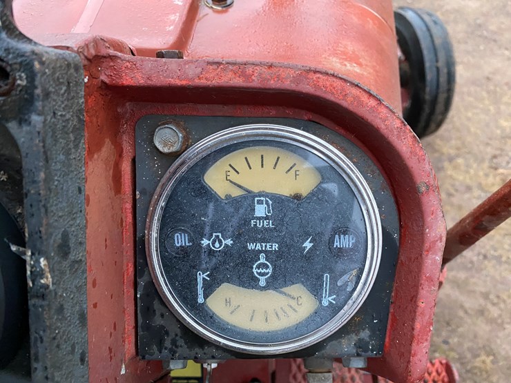 1976-international-686-image-42