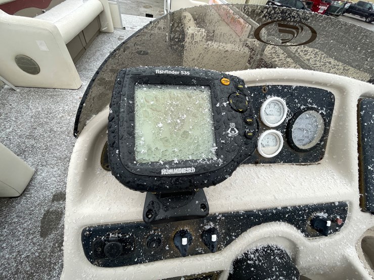 #1398-•-2002-24'-fisher-liberty-240-(has-wi-registration)-(of)-image-36