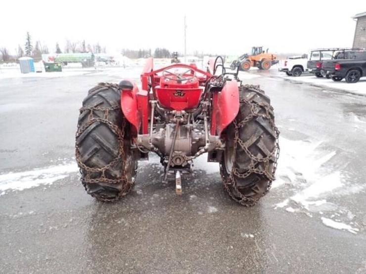 massey-ferguson-135-image-6