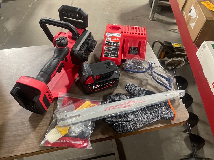 #8718-•-new-milwaukee-compatible-18v-chainsaw-(t14)-image-1