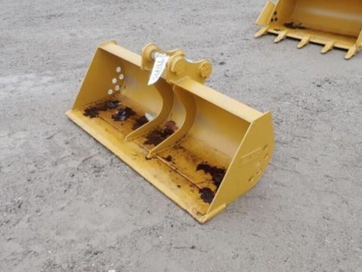 caterpillar-304-image-6