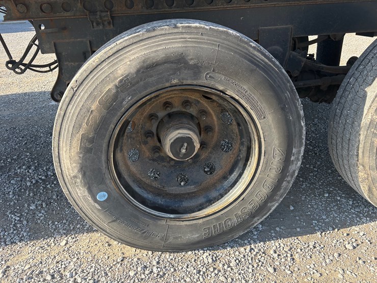 1998-strick-trailer-image-6