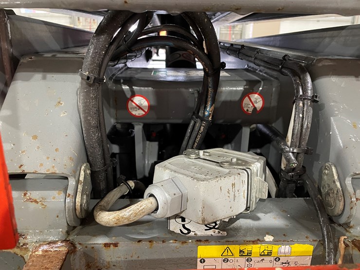 2019-skyjack-sjiii3226-image-35