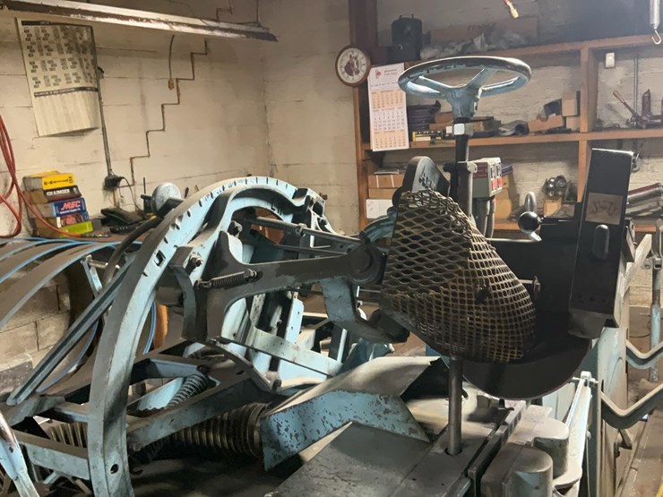 #178-•-armstrong-band-sharpener-image-8