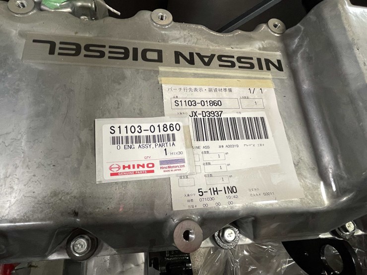#8724-•-nissan-diesel-crate-motor-(f)-image-3