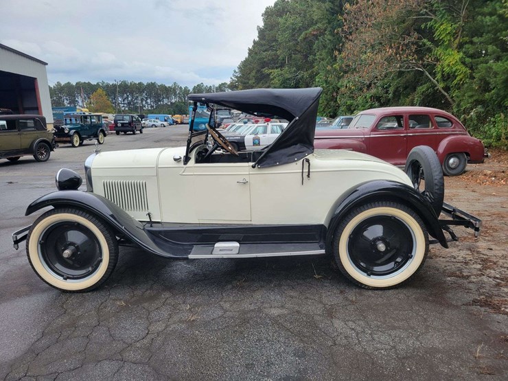 1927-chevrolet-capitol-image-2