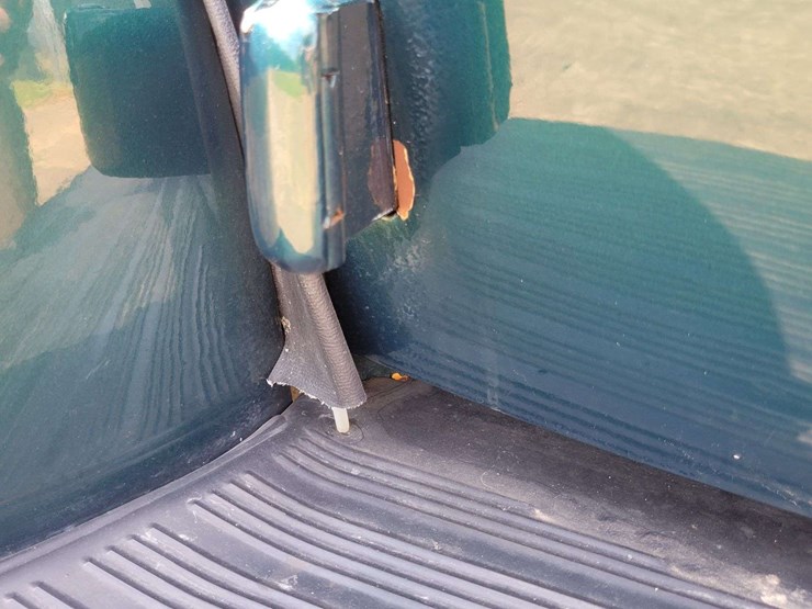 1940-ford-sedan-image-37