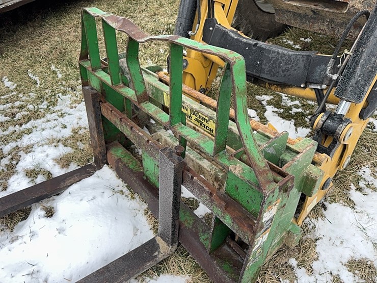 2011-challenger-mt535b-image-18