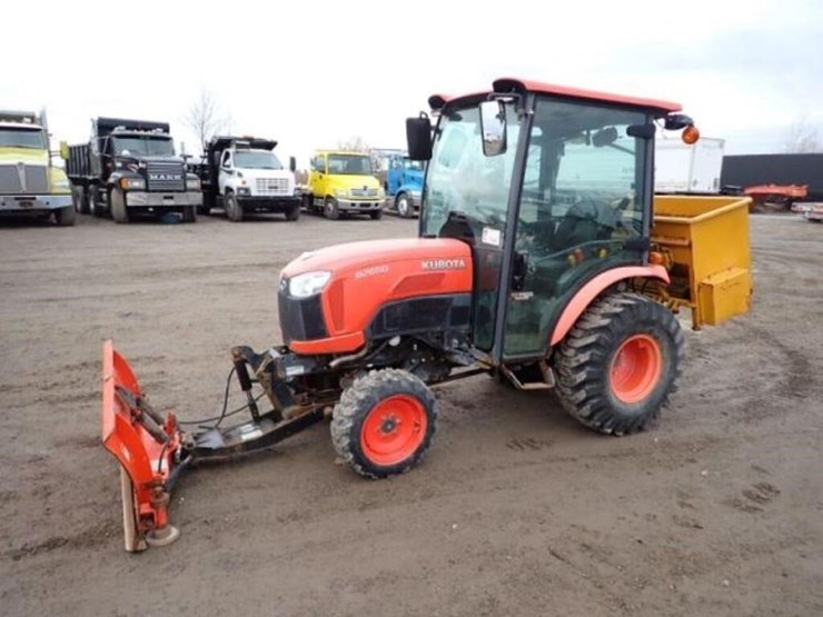 2017-kubota-b2650hsd-image-1
