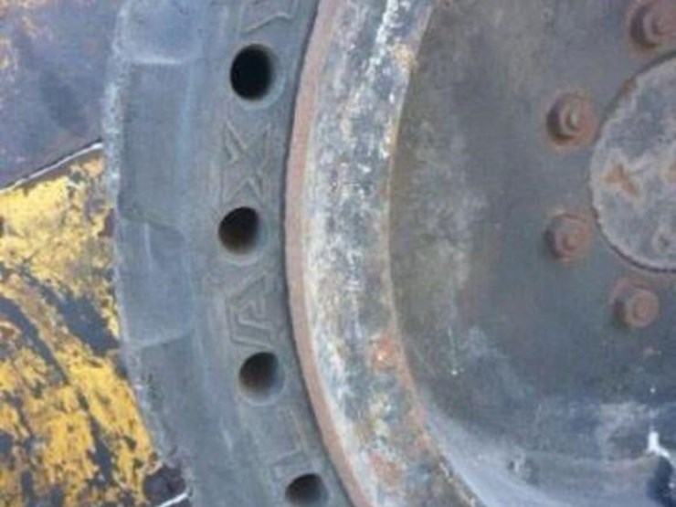 2008-volvo-mc70b-image-39