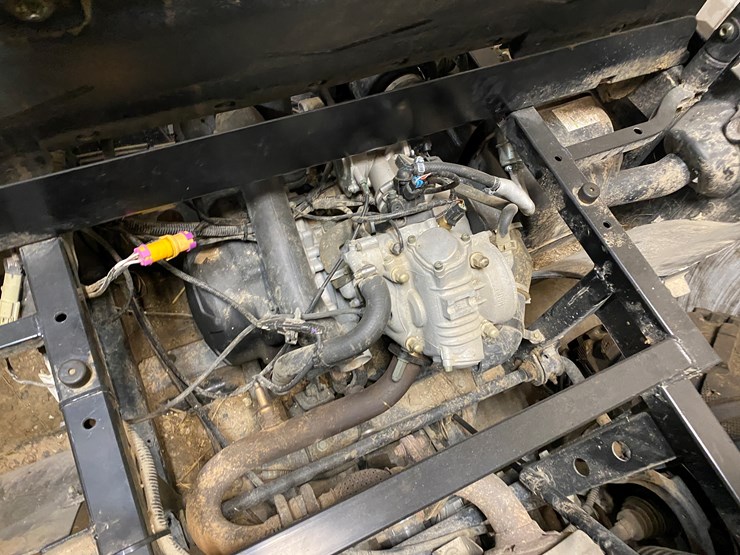 #8100-•-realtree-ut400-rt-utv-(new-holstein,-wi)-image-29