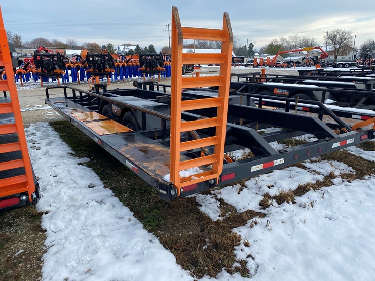 #1104-•-2020-rbraun-crawler-hauler-trailer-(st.-nazianz,-wi)-image-15