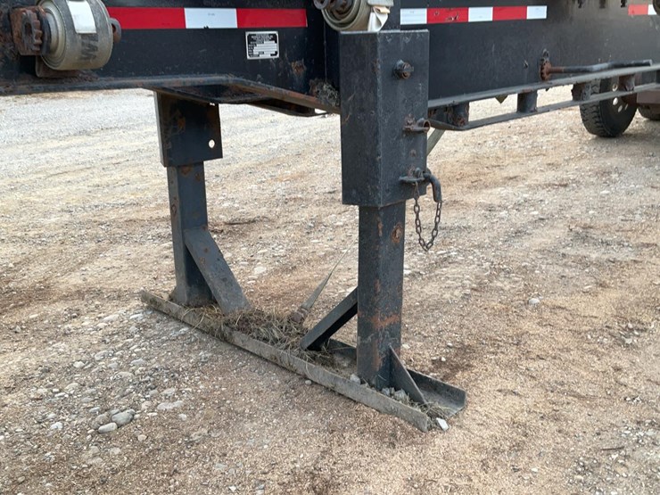 2005-magnolia-trailer-image-12