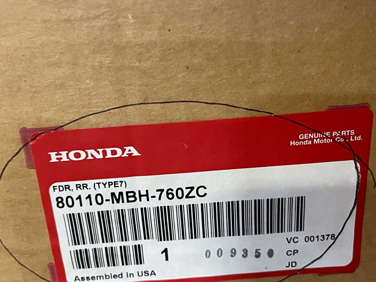 #8738-•-honda-shadow-rear-fender-(pr3)-image-6