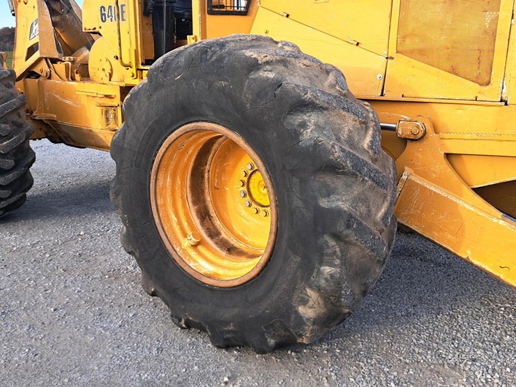 1994-deere-640e-image-33