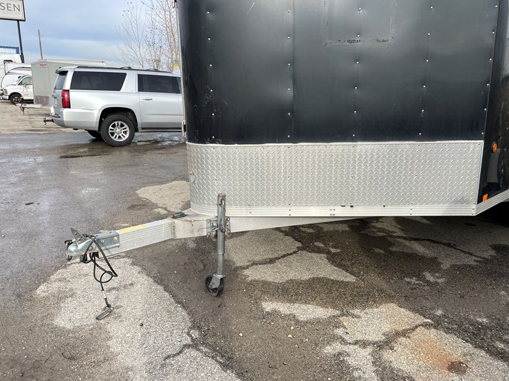 #1397-•-2001-karavan-expedition-trailer-(no-title)-(of)-image-9