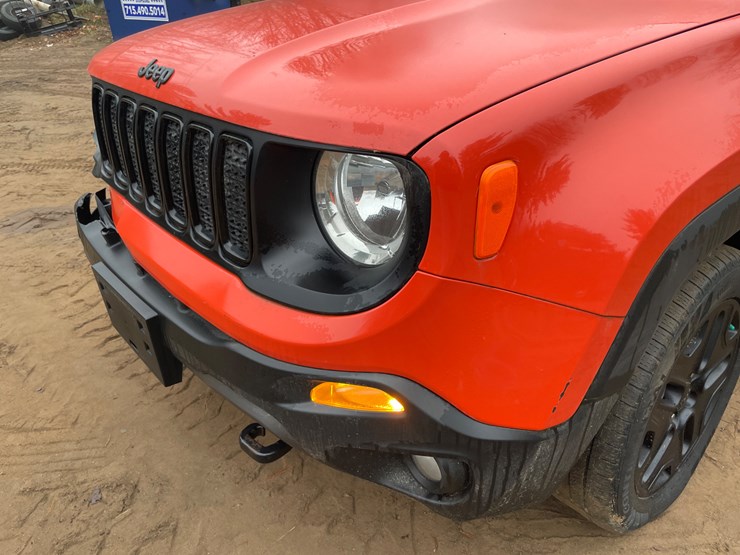 2021-jeep-renegade-image-12