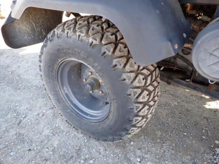 2011-kubota-rtv1100-image-48