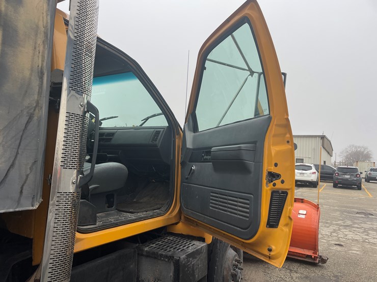 2001-gmc-topkick-image-61