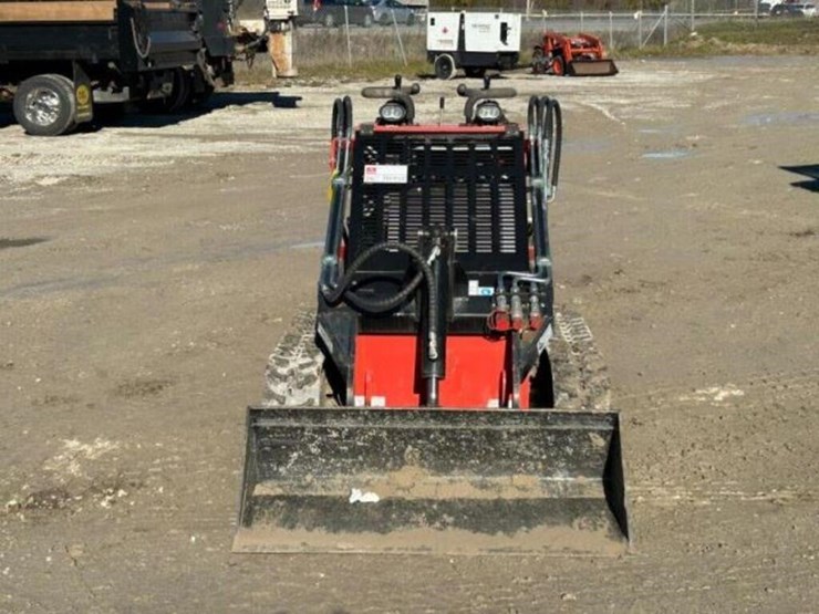 2024-agrotk-lrt23-ride-on-multi-terrain-loader-czl-image-2