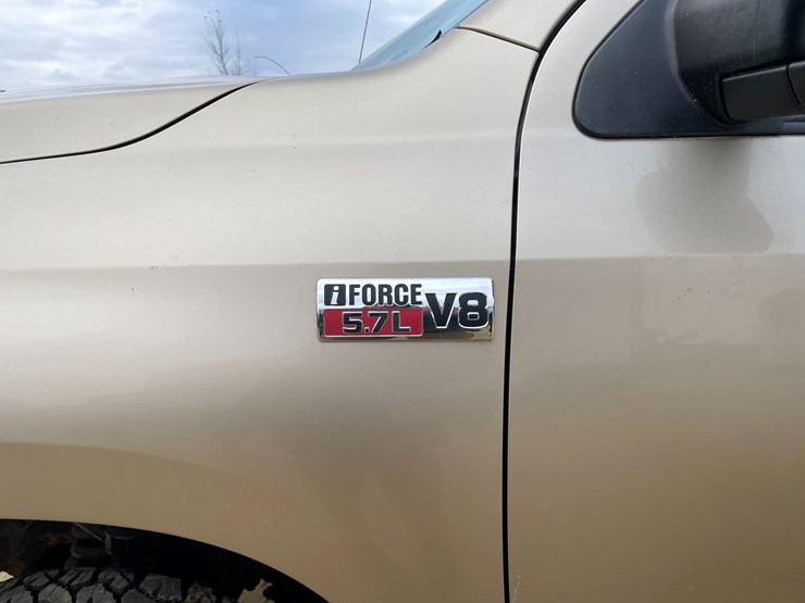 2007-toyota-tundra-sr5-image-11