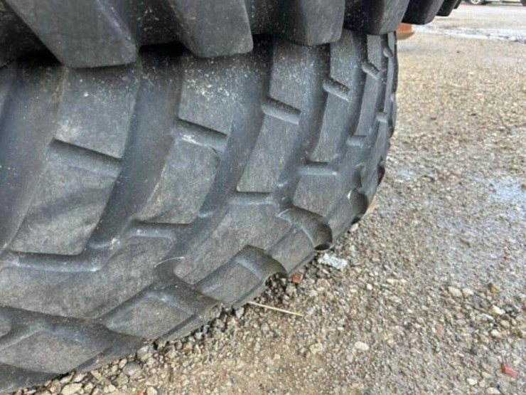 2008-new-holland-tv145-image-87