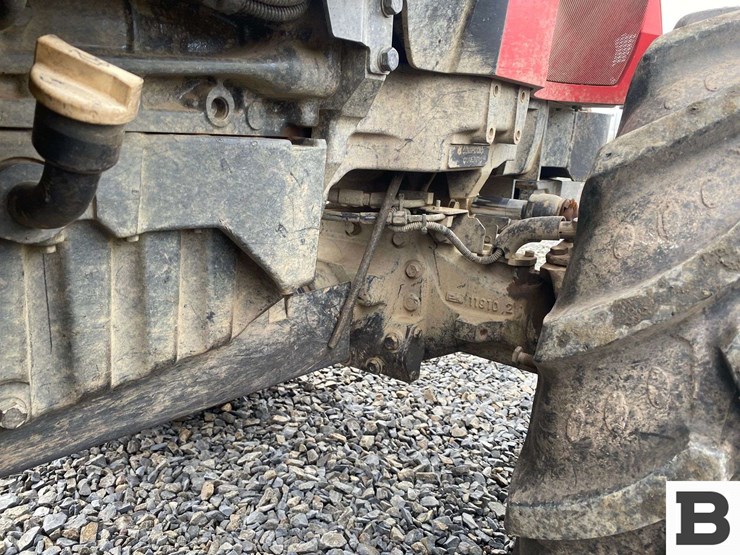 mccormick-x4.30v-tractor-image-34