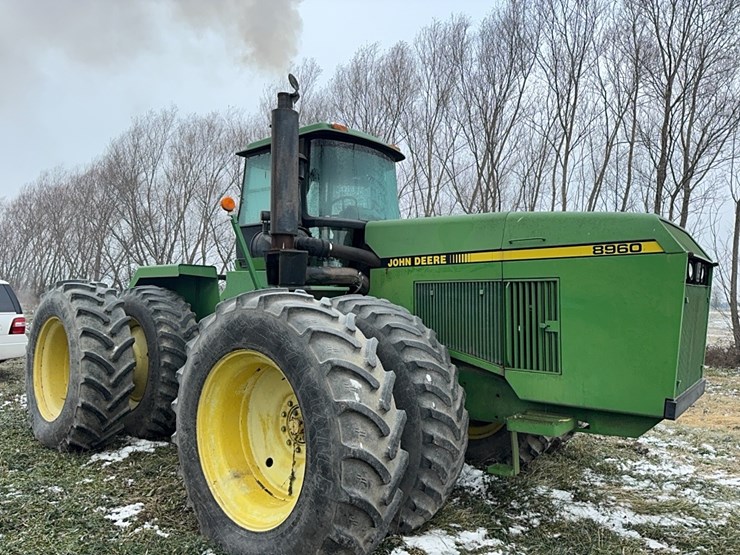 1991-john-deere-8960-image-33