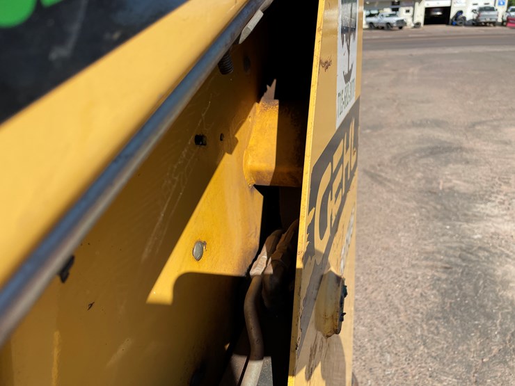 2020-gehl-rt105-image-18