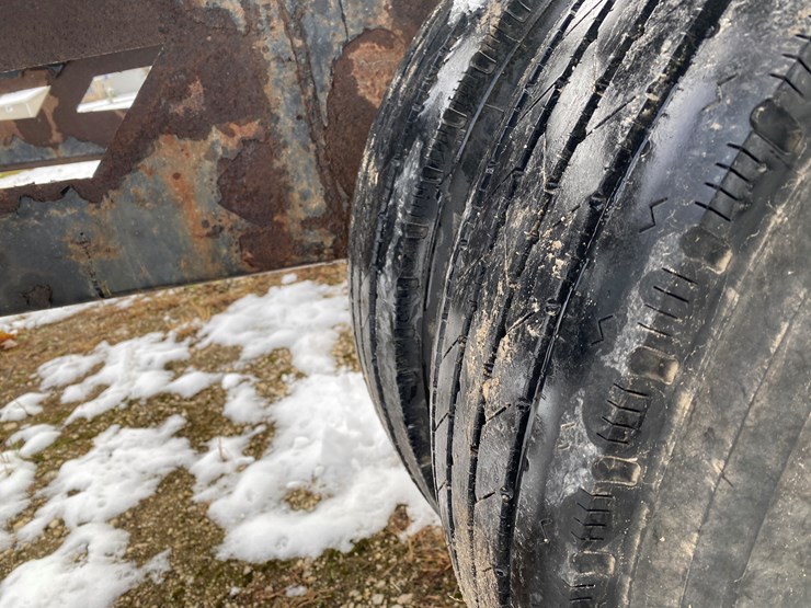 #1102-•-2014-nuhn-0252-crawler-hauler-trailer-(st.-nazianz,-wi)-image-27