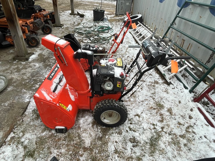 #2710-•-ariens-deluxe-30-snow-blower-(fall-creek,-wi)-image-8