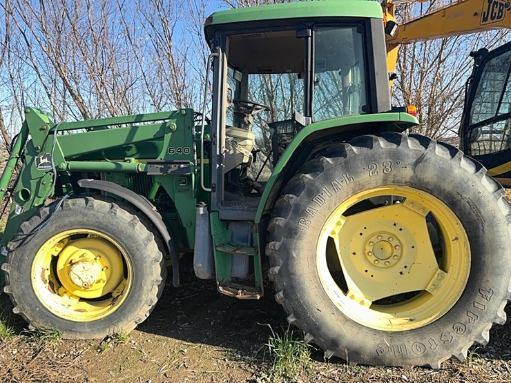 john-deere-6410-image-21