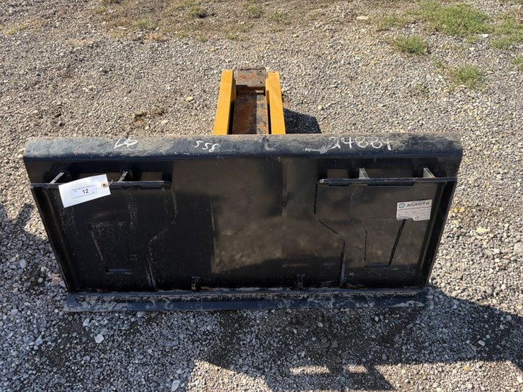 #12-•-agrotek-380-skid-steer-breaker-image-4