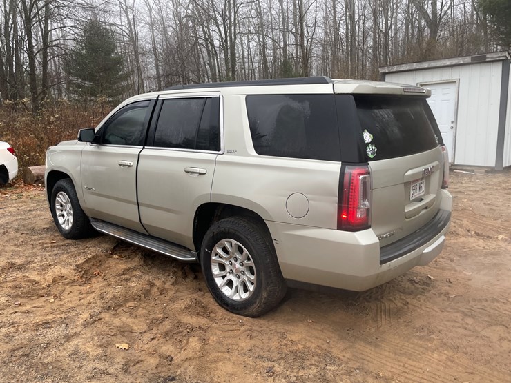 2015-gmc-yukon-slt-image-3
