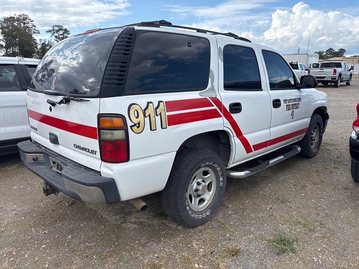 2005-chevrolet-tahoe-image-4