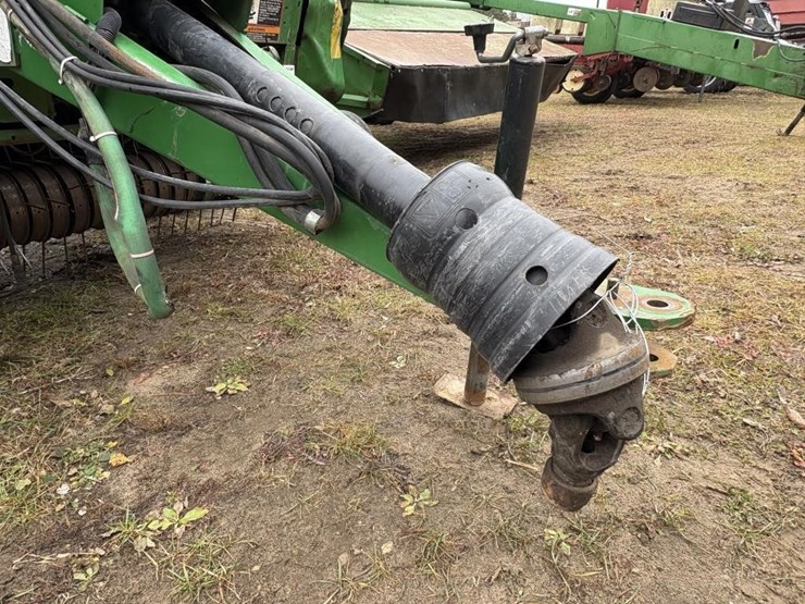 john-deere-567-image-10