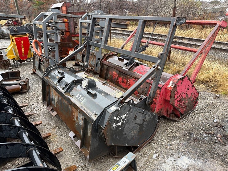 bobcat-61in. drum-mulcher skid-steer-attachment sn:n/a-image-3