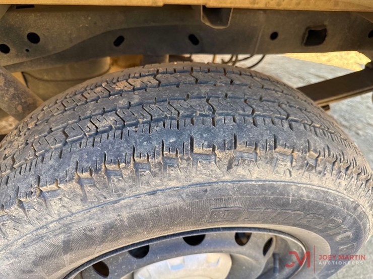 2014-ford-f150-xl-image-7