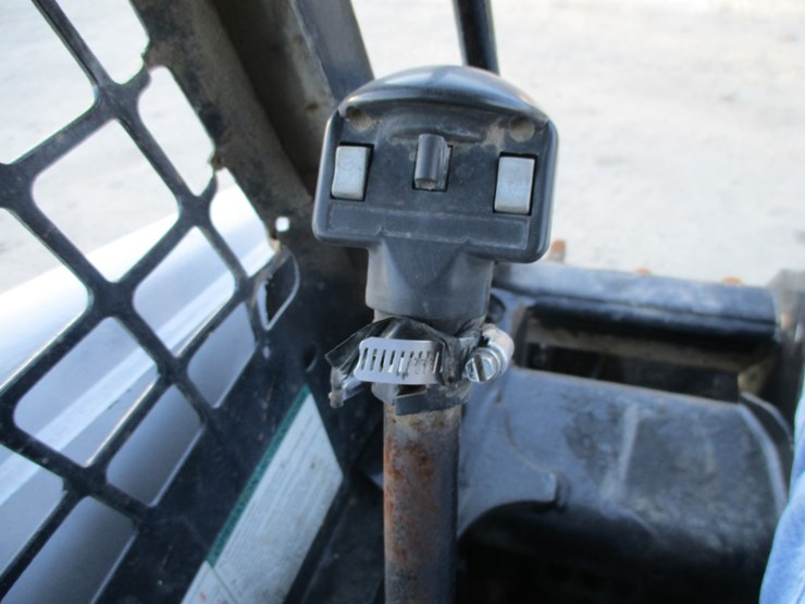 2000-bobcat-863-image-11