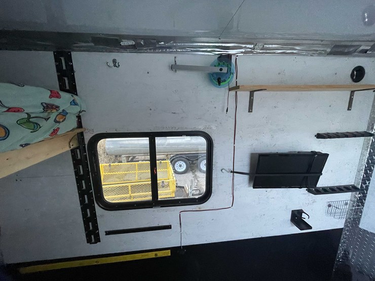 #1399-•-2018-zero-4-outdoors-6'-x-10'-all-aluminum-drop-down-ice-shanty-(of)-image-53