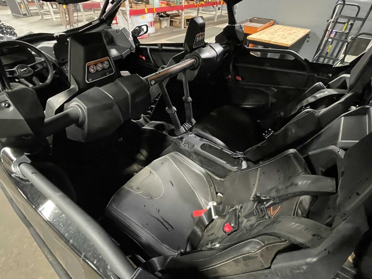 2023-can-am-maverick-x3-image-29