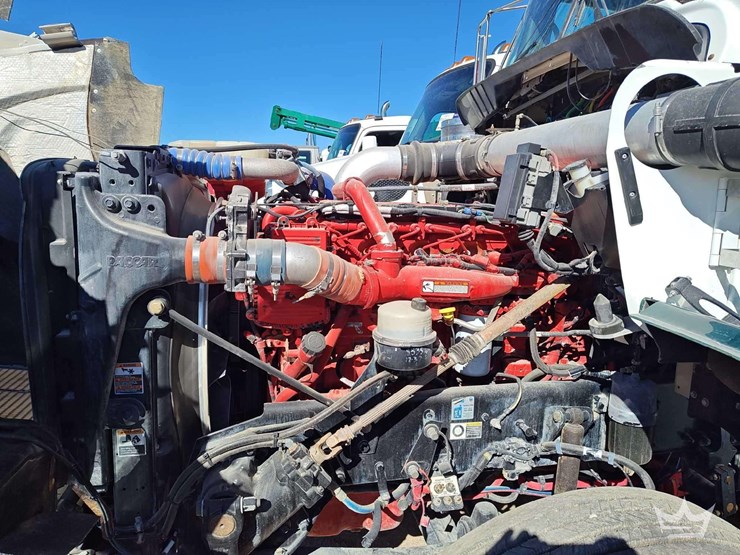 2012-kenworth-t800-image-12