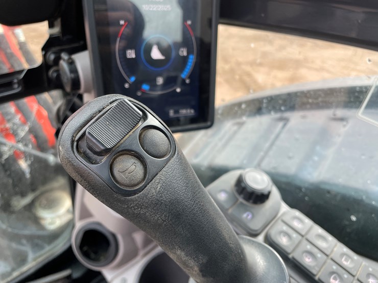 2021-kubota-u55-5-image-39