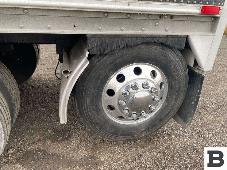 1995-wilson-48'-image-43