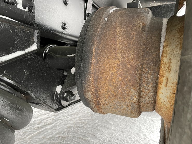 #234-•-2005-international-tri-axle-dump-truck-(has-wi-title)(mosinee,-wi)-image-42