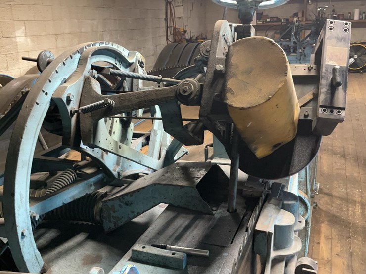 #176-•-armstrong-band-sharpener-image-7