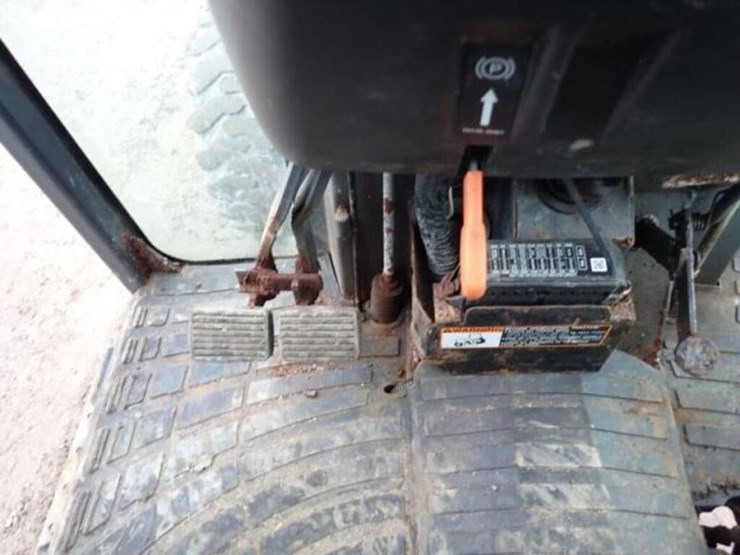 2014-kubota-b3350hsd-image-15