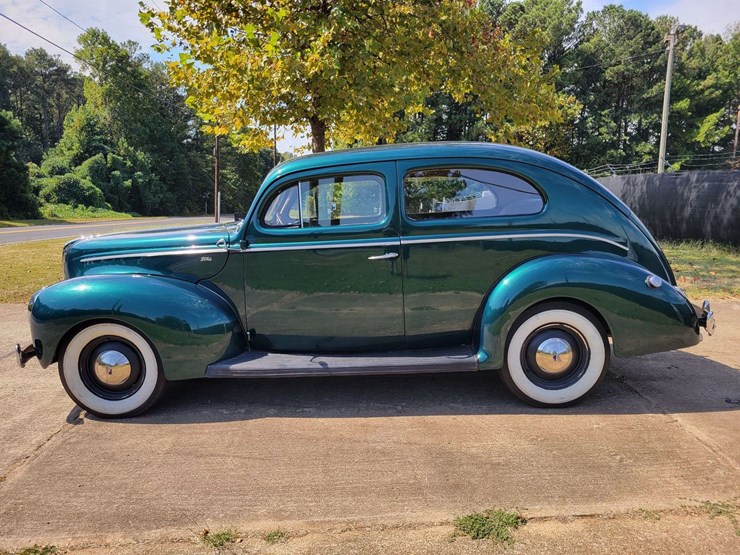 1940-ford-sedan-image-4