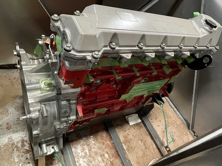 #8725-•-nissan-ud-crate-motor-(f)-image-6